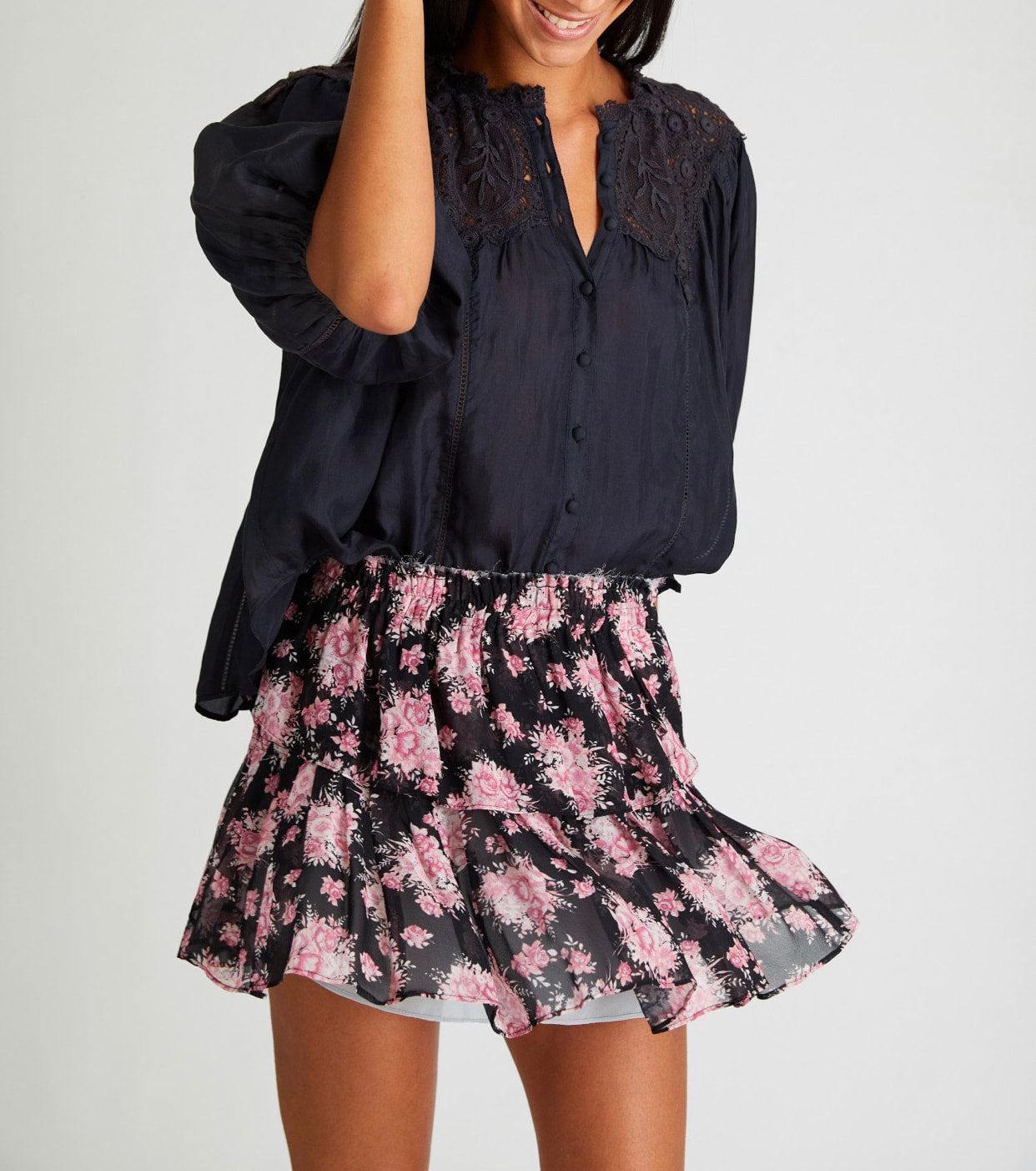 RUFFLE SKIRT RAVEN