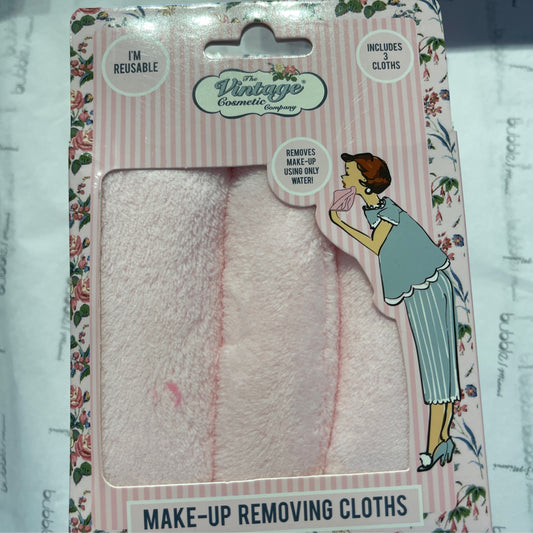 THE VINTAGE COSMETIC MAKE UP REMOVING CLOTHS