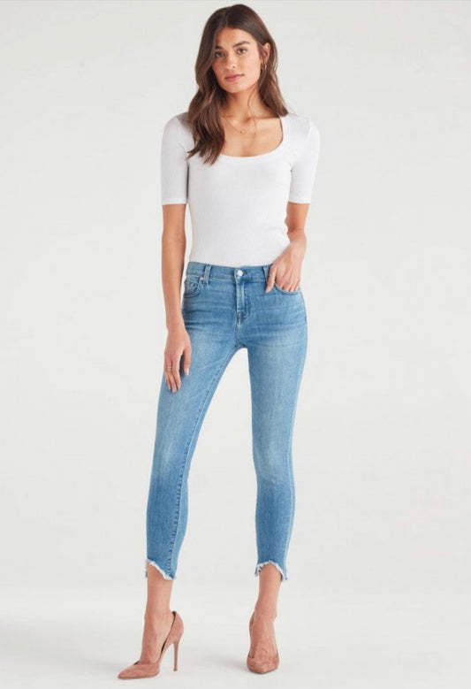 SLIM DENIM JEANS